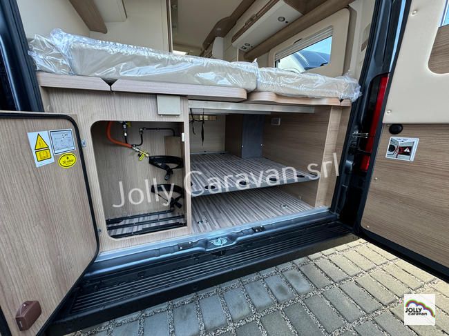 Malibu Van Diversity GT Skyview 600 DB K, foto 32