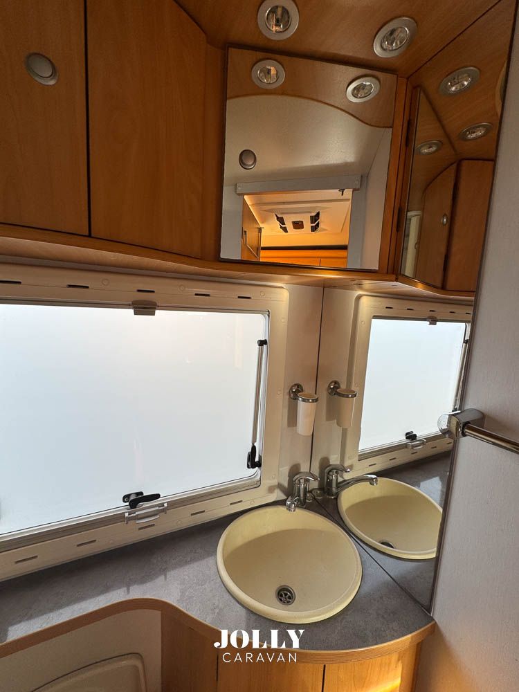 Challenger 317, foto 13