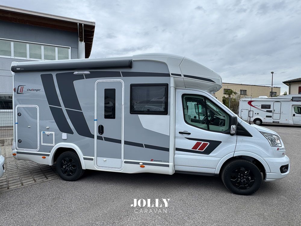 Challenger 250 Graphite Edition, foto 21